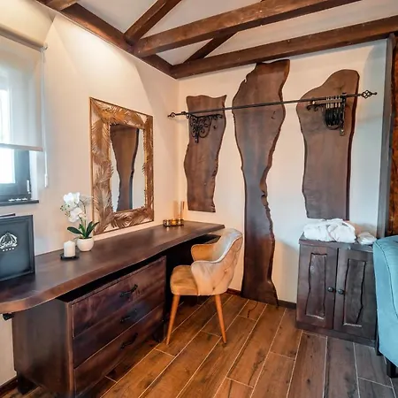 Toplik Village Apartman *