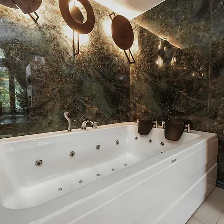 Toplik Village * Lukavica